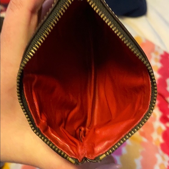 Dooney & Bourke wristlet - Picture 2 of 3